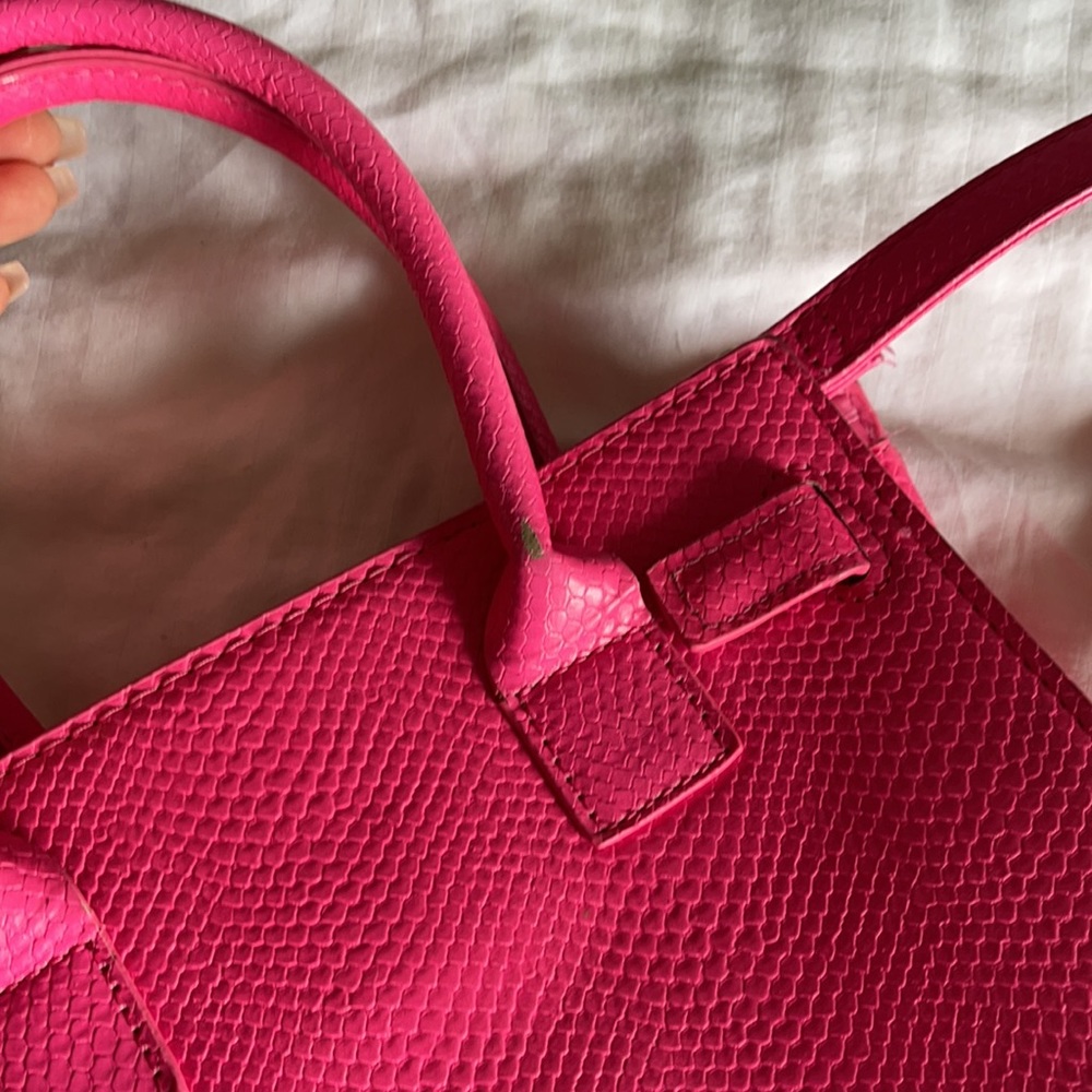 Mini hot pink purse - Picture 4 of 5